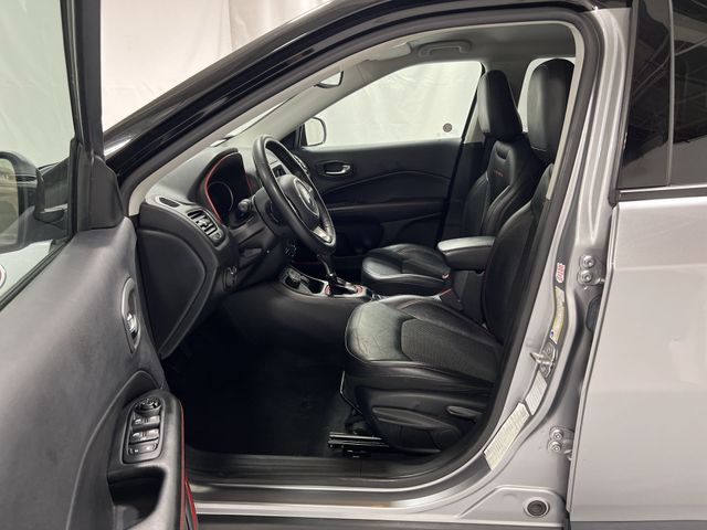 Thumbnail: 2019 Jeep Compass - 10