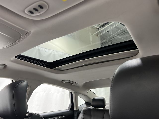 Thumbnail: 2013 Ford Fusion - 28