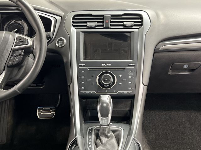Thumbnail: 2013 Ford Fusion - 14