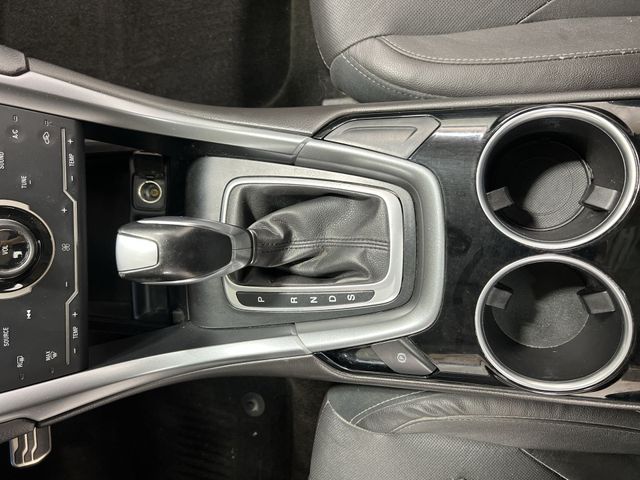 Thumbnail: 2013 Ford Fusion - 16