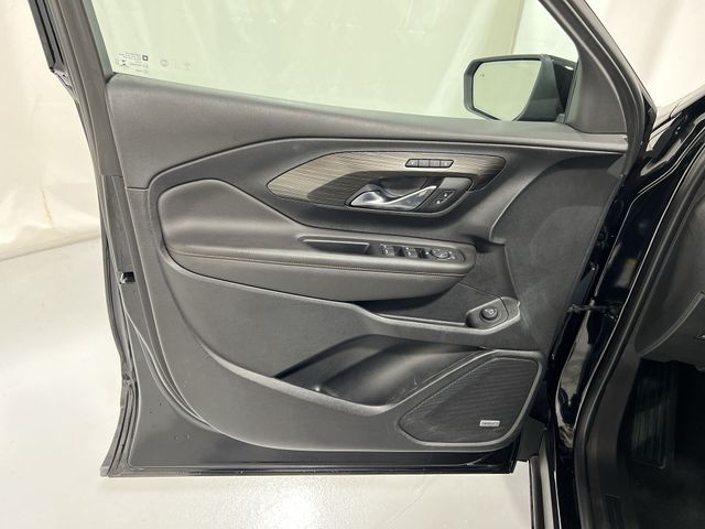 Thumbnail: 2021 GMC Terrain - 31