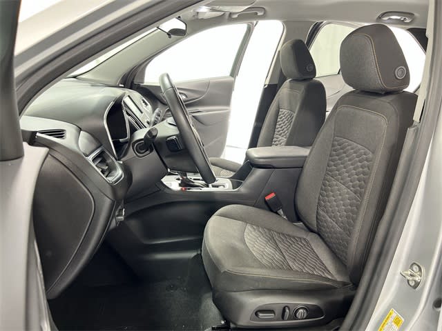 Thumbnail: 2018 Chevrolet Equinox - 12