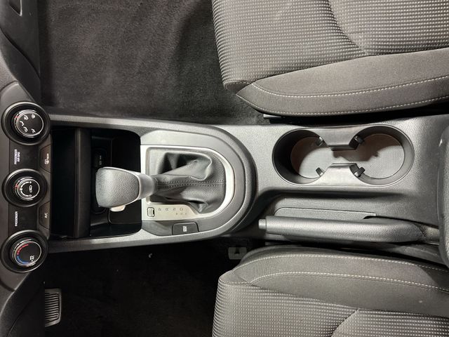 Thumbnail: 2021 Kia Forte - 15