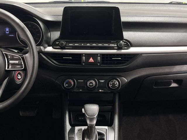 Thumbnail: 2020 Kia Forte - 13