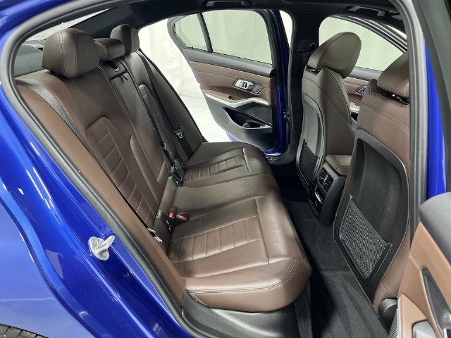 Thumbnail: 2023 BMW 3 Series - 26