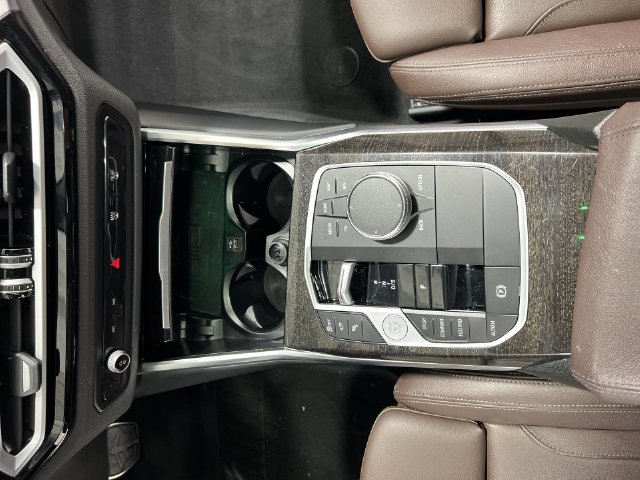 Thumbnail: 2023 BMW 3 Series - 15