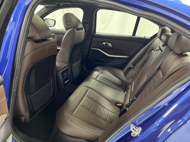 Thumbnail: 2023 BMW 3 Series - 25