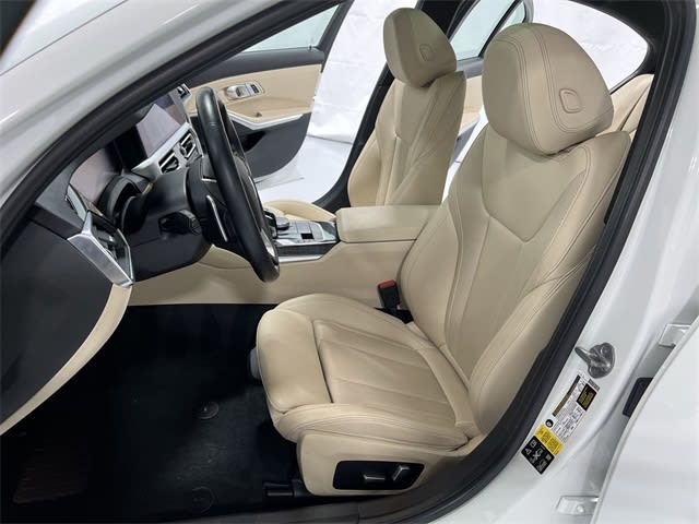 Thumbnail: 2022 BMW 3 Series - 12