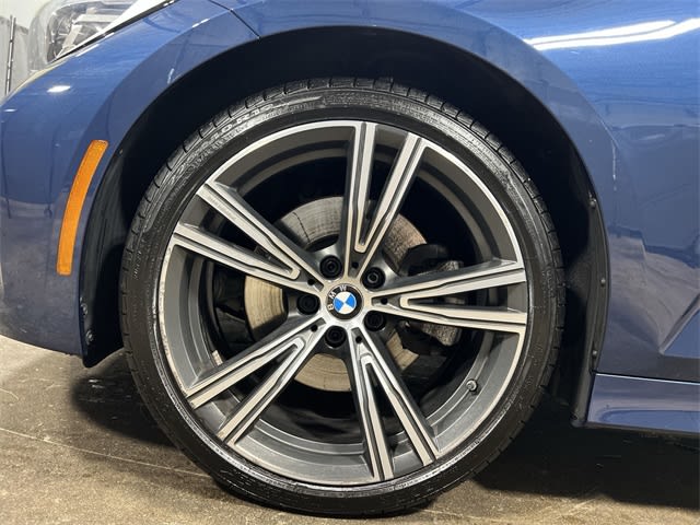 2022 BMW 3 Series 330xi 8