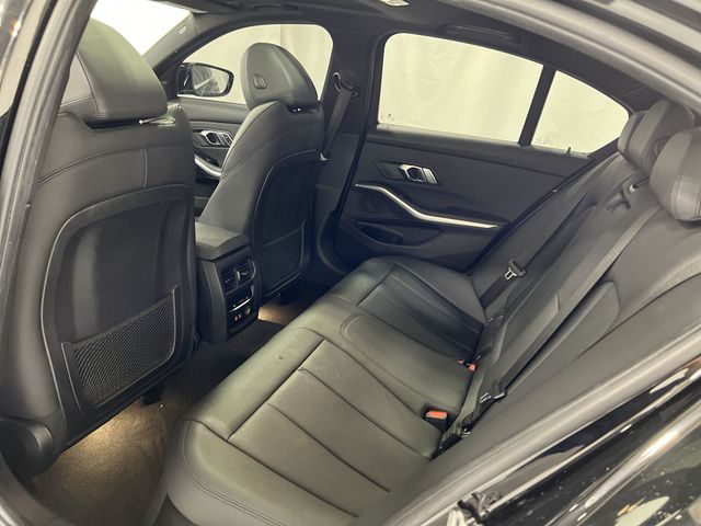 Thumbnail: 2020 BMW 3 Series - 25