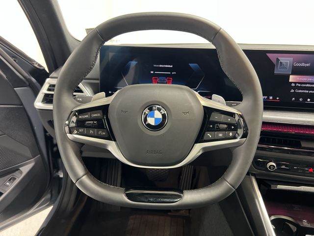 Thumbnail: 2025 BMW 3 Series - 10
