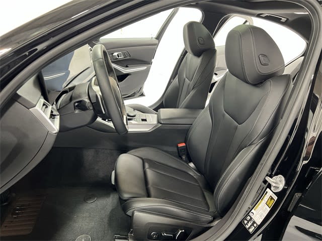 Thumbnail: 2025 BMW 3 Series - 11