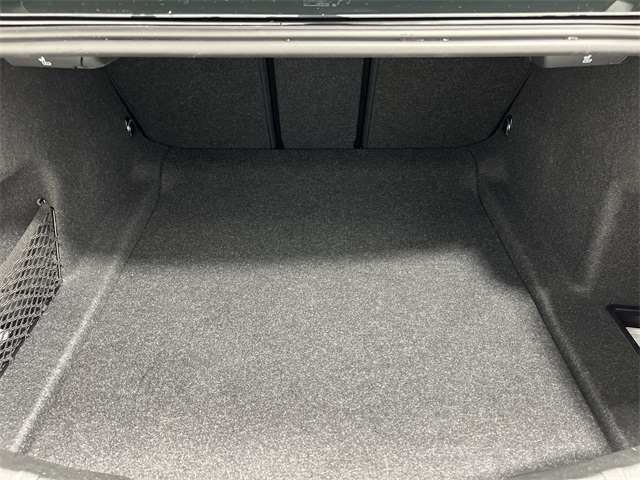 Thumbnail: 2025 BMW 3 Series - 15