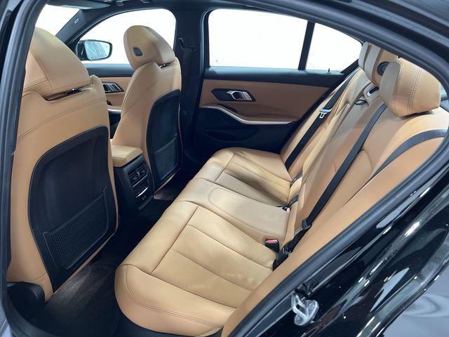 Thumbnail: 2023 BMW 3 Series - 27