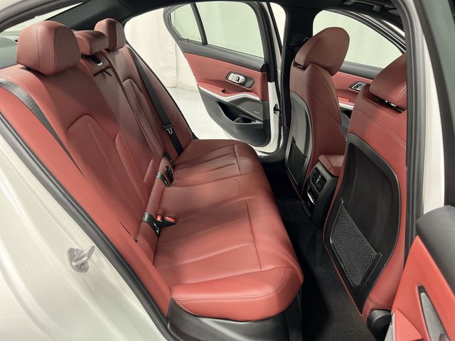 Thumbnail: 2023 BMW 3 Series - 24
