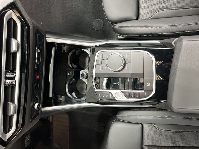 Thumbnail: 2023 BMW 3 Series - 15