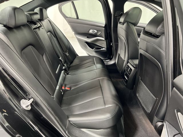 Thumbnail: 2023 BMW 3 Series - 28