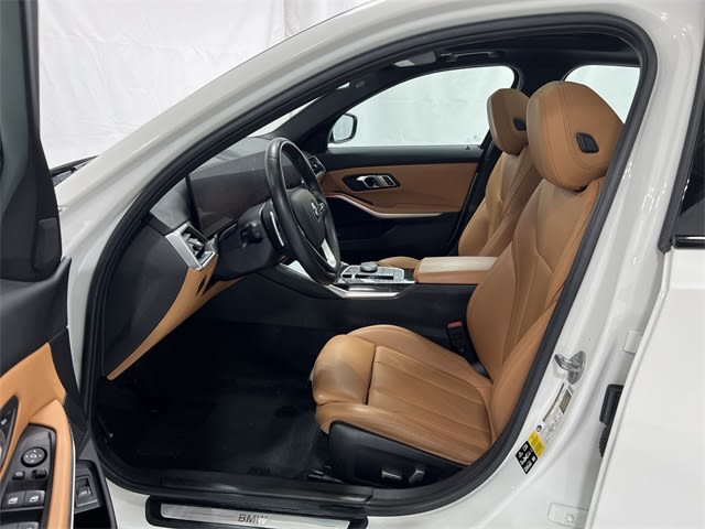Thumbnail: 2023 BMW 3 Series - 10