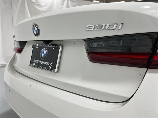 Thumbnail: 2023 BMW 3 Series - 24