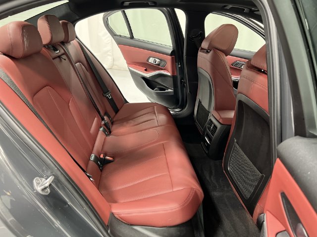 Thumbnail: 2023 BMW 3 Series - 27