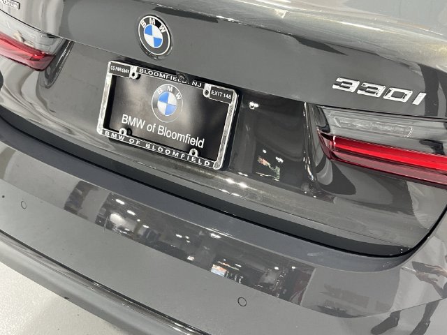 Thumbnail: 2023 BMW 3 Series - 7