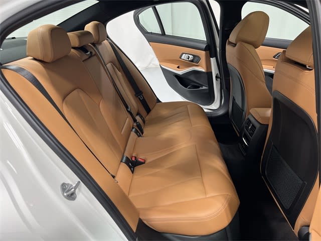 Thumbnail: 2023 BMW 3 Series - 26