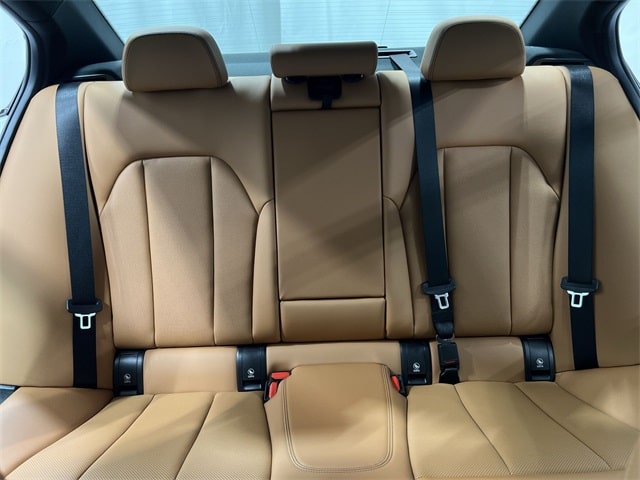 Thumbnail: 2023 BMW 3 Series - 13