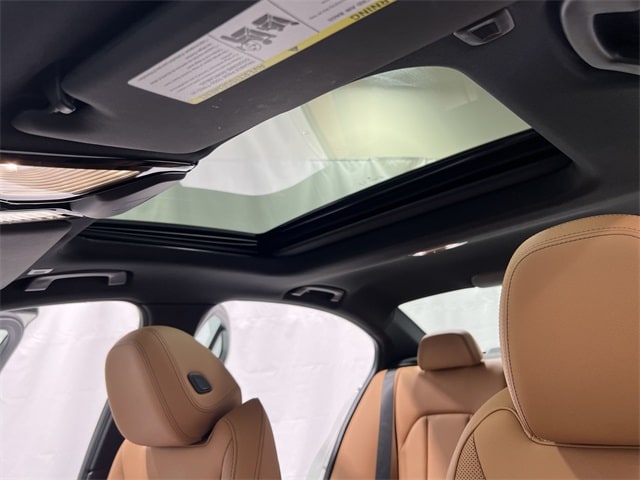 Thumbnail: 2023 BMW 3 Series - 24