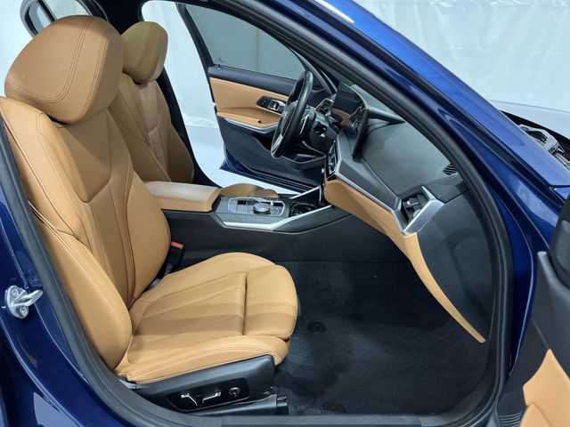Thumbnail: 2024 BMW 3 Series - 28