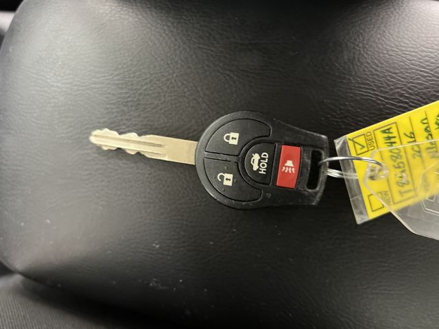 Thumbnail: 2016 Nissan Sentra - 18