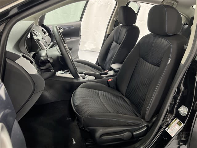 Thumbnail: 2018 Nissan Sentra - 11