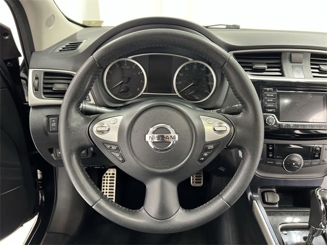 Thumbnail: 2018 Nissan Sentra - 9