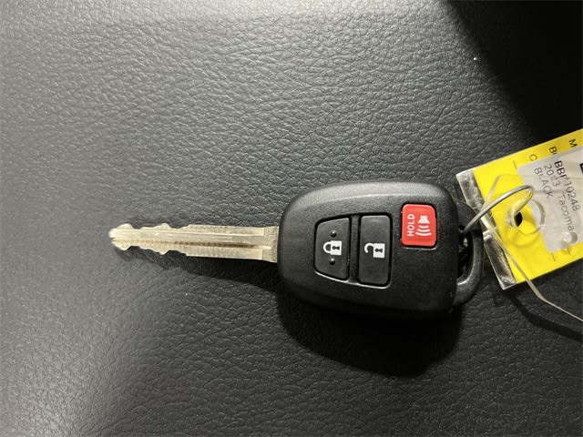 Thumbnail: 2023 Toyota Tacoma - 17