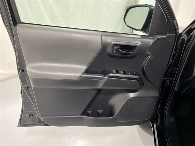 Thumbnail: 2023 Toyota Tacoma - 26