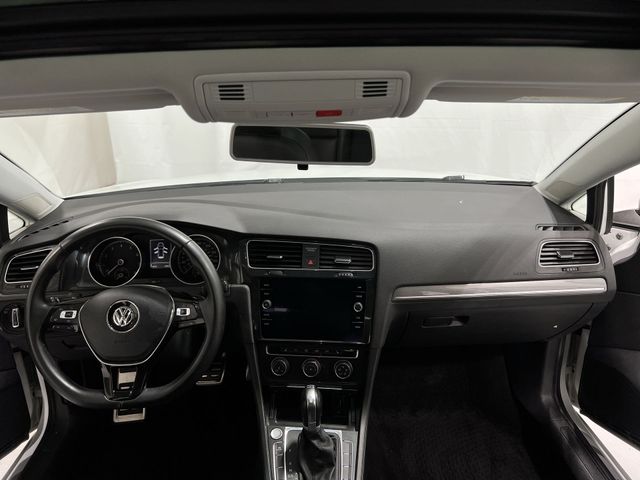 Thumbnail: 2019 Volkswagen Golf - 2