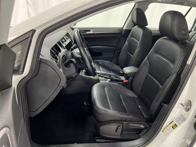 Thumbnail: 2019 Volkswagen Golf - 12