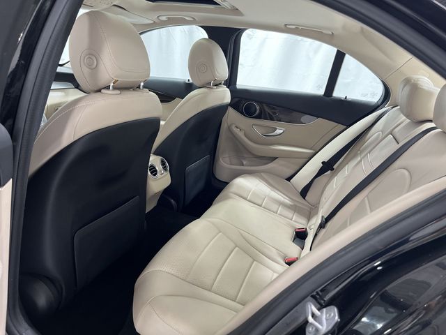 Thumbnail: 2018 Mercedes-Benz C-Class - 26