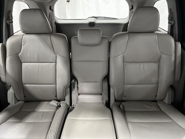 Thumbnail: 2013 Honda Odyssey - 28