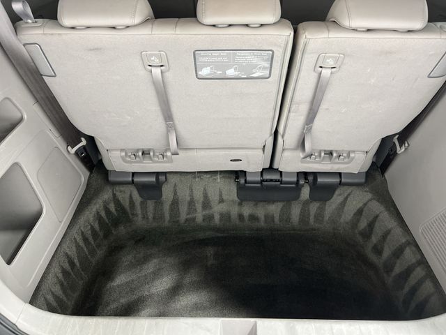 Thumbnail: 2016 Honda Odyssey - 27