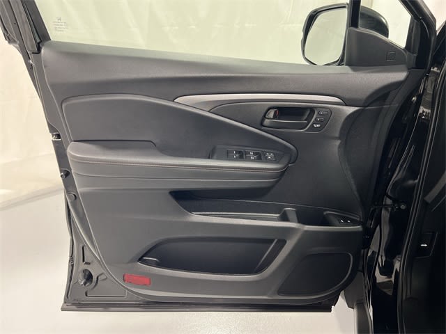 Thumbnail: 2023 Honda Passport - 34