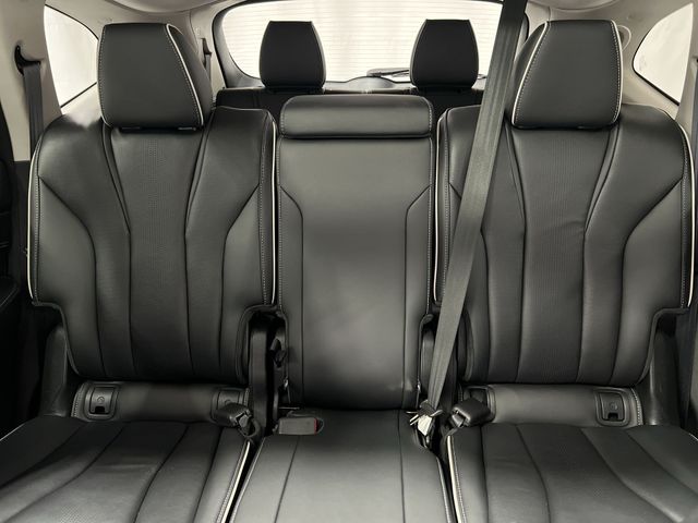 Thumbnail: 2023 Acura MDX - 12