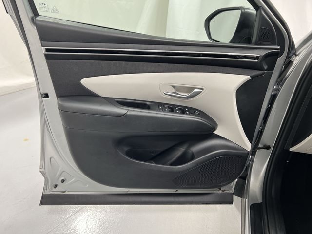 Thumbnail: 2023 Hyundai Tucson - 33