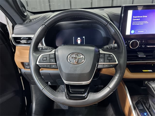 2023 Toyota Highlander Platinum 10
