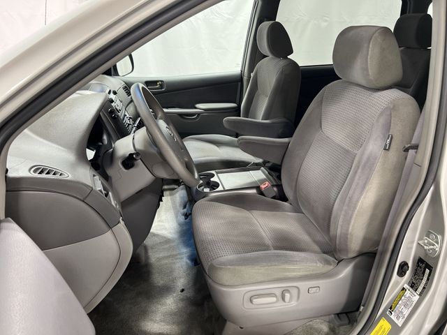 Thumbnail: 2006 Toyota Sienna - 12
