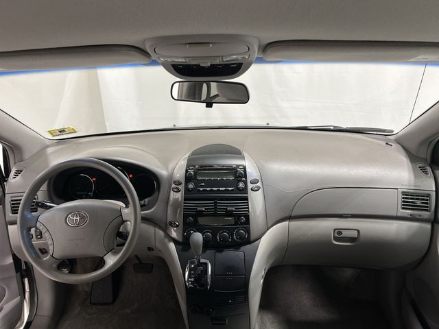 Thumbnail: 2006 Toyota Sienna - 2