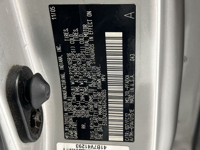 Thumbnail: 2006 Toyota Sienna - 18