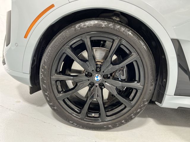 Thumbnail: 2025 BMW X7 - 8