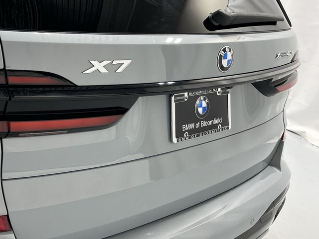 Thumbnail: 2025 BMW X7 - 7
