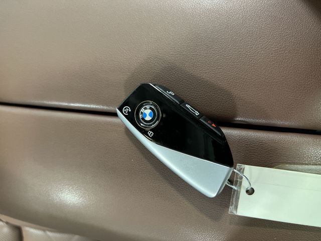 Thumbnail: 2024 BMW X7 - 7