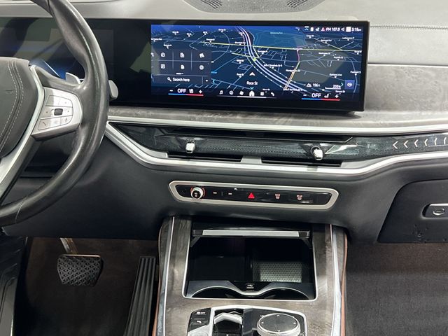 Thumbnail: 2024 BMW X7 - 14